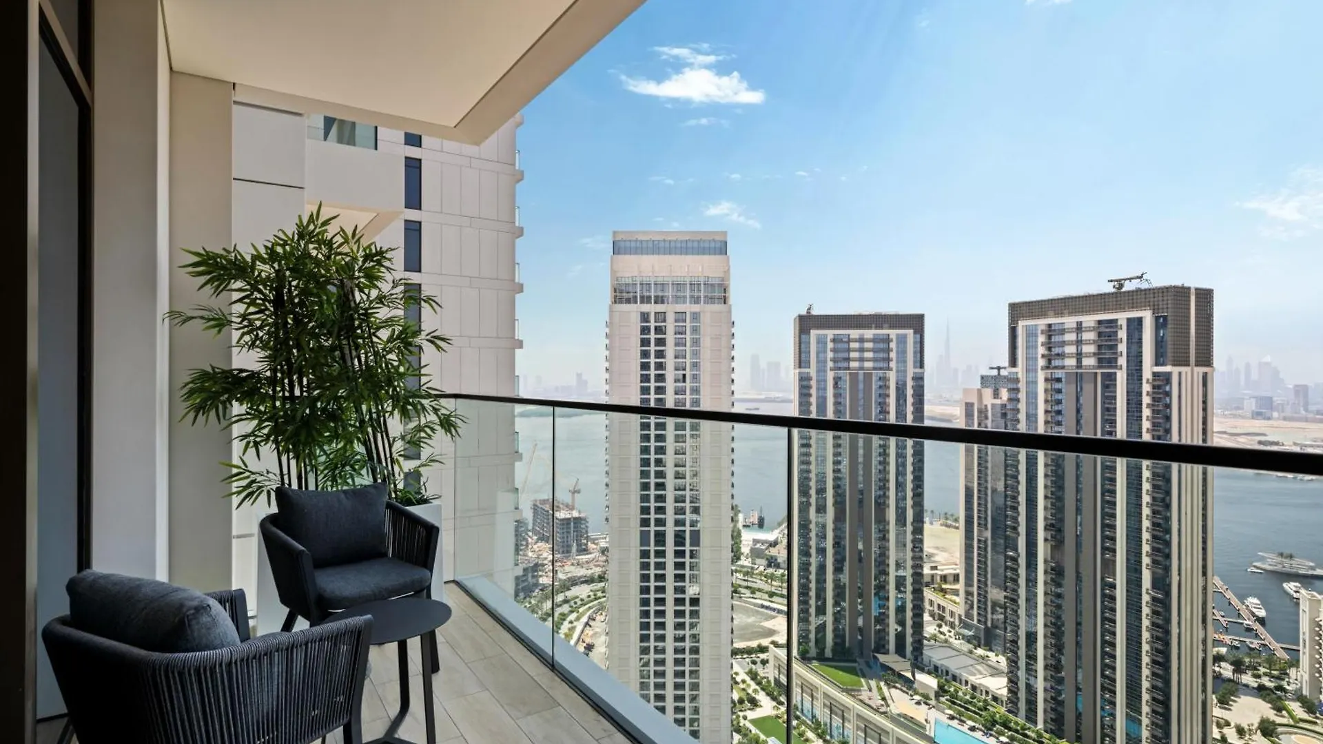 Creek Escape - Palace Residences - Creek Harbour Dubai Apartment